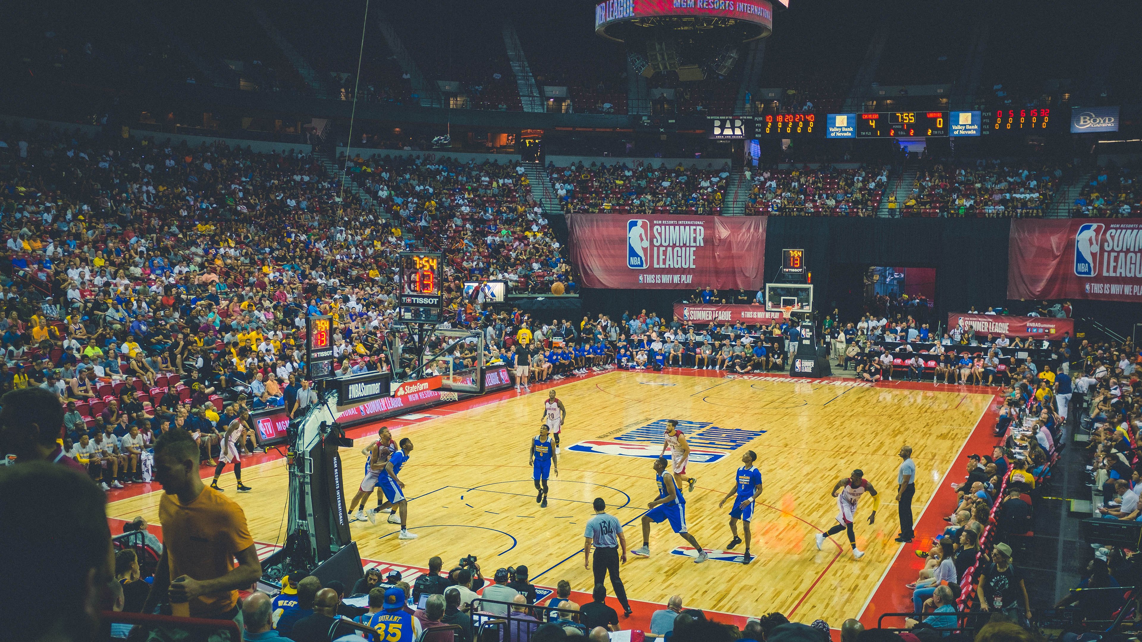 “非洲冠军艾尔艾哈利虽败犹荣，赢得尊重”